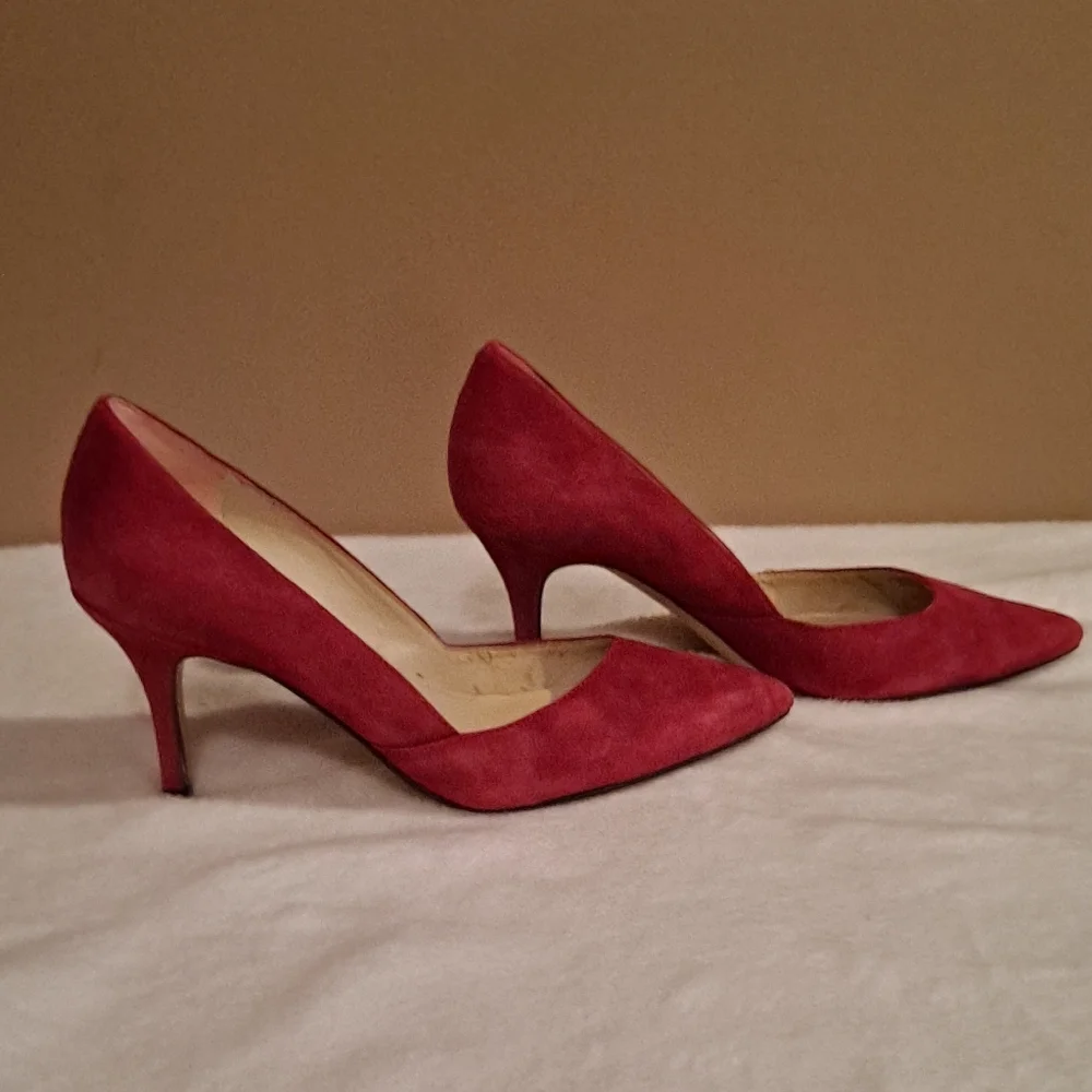 Marc Fisher Tuscany Red Suade Heels Sz 6M